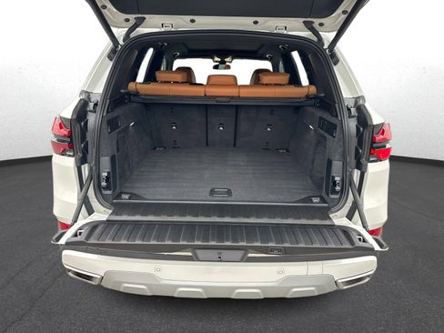 Used 2025 BMW X5 xDrive40i image 11