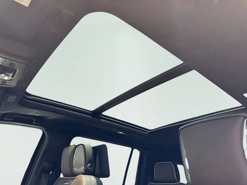 New 2026 GMC Yukon XL Denali Ultimate w/ LPO, Floor Liner Package AWD/4WD image 11
