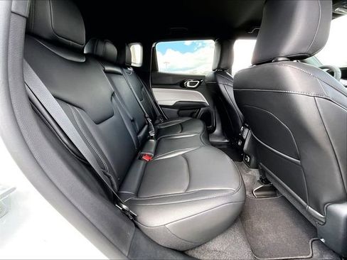 Used 2026 Jeep Compass Limited image 16