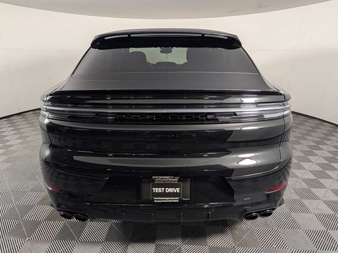 New 2026 Porsche Cayenne GTS AWD/4WD image 6