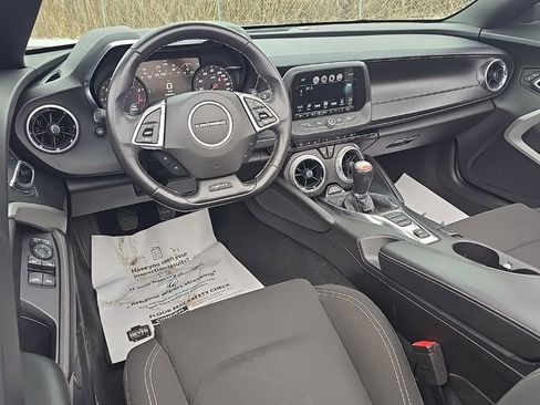 Used 2017 Chevrolet Camaro SS image 14