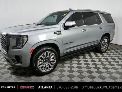 Certified 2023 GMC Yukon Denali Ultimate w/ LPO, Floor Liner Package AWD/4WD image 29