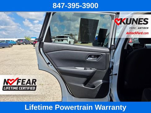 Used 2025 Nissan Rogue SV FWD image 22
