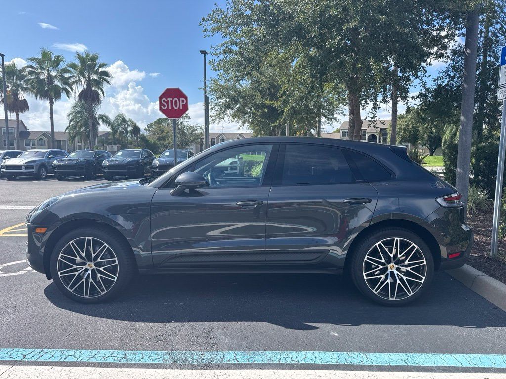Certified 2026 Porsche Macan AWD/4WD image 2