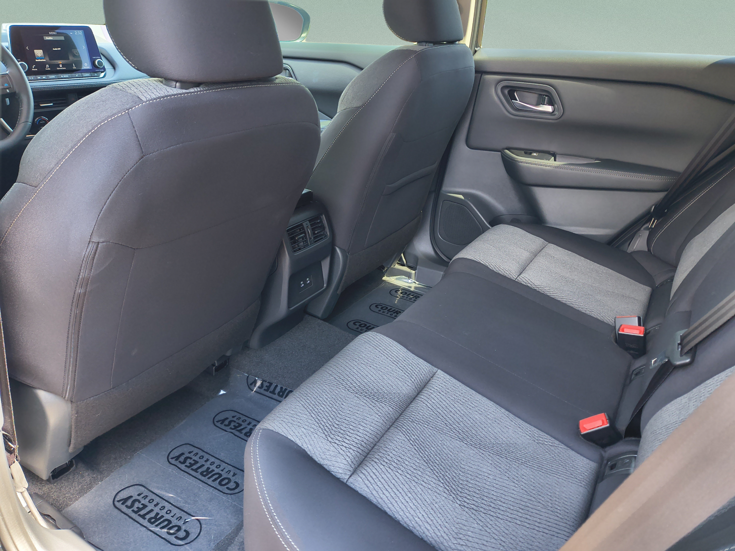 Certified 2026 Nissan Rogue SV w/ Cold Weather Package FWD image 20