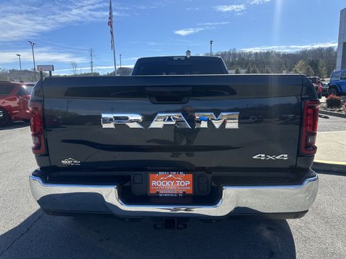 New 2026 RAM 3500 Tradesman image 9
