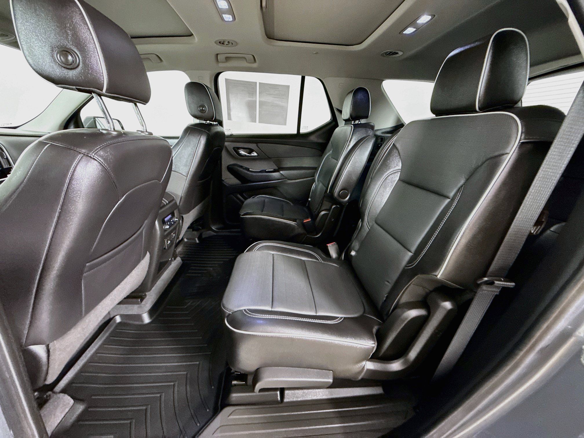 Used 2020 Chevrolet Traverse High Country AWD/4WD image 30