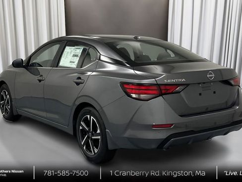 Used 2025 Nissan Sentra SV w/ All-Weather Package image 7