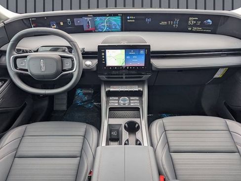 New 2026 Lincoln Nautilus Reserve AWD/4WD image 13
