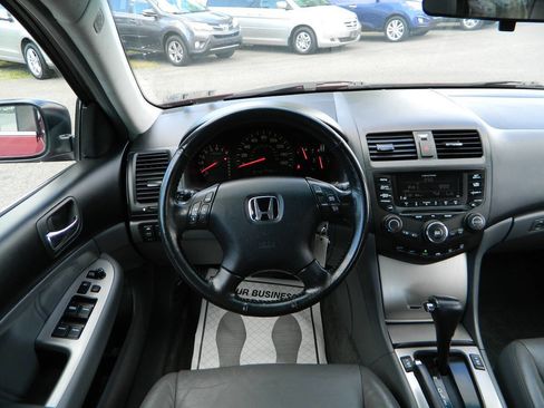 Used 2004 Honda Accord EX image 15