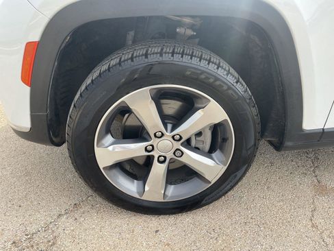 Used 2021 Jeep Grand Cherokee L Limited image 33