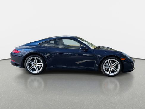 Used 2017 Porsche 911 Carrera image 2
