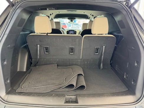 Certified 2023 Chevrolet Traverse LT AWD/4WD image 40
