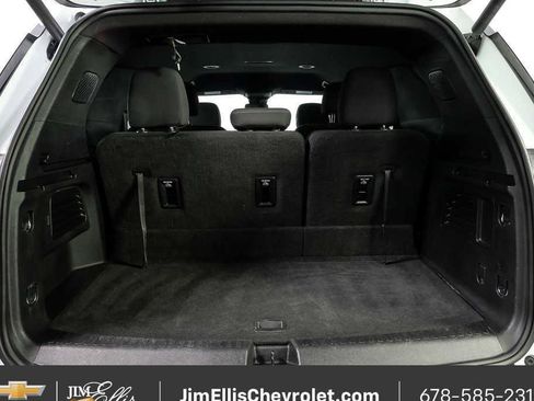 Certified 2025 Chevrolet Traverse LT FWD image 29