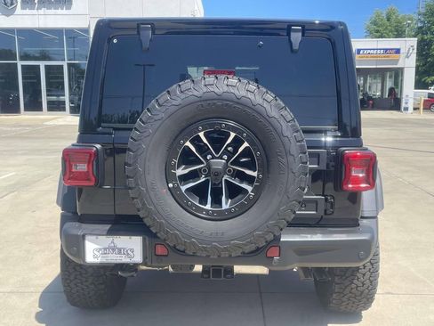 New 2026 Jeep Wrangler Unlimited Rubicon 392 w/ Quick Order Package 27X Moab AWD/4WD image 3