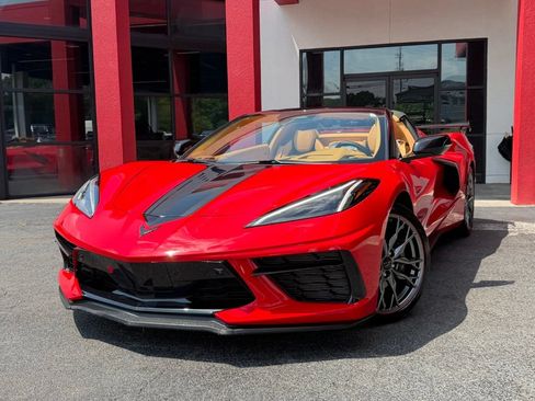 Used 2024 Chevrolet Corvette Stingray Premium Conv w/ Stealth Interior Trim Package RWD image 2