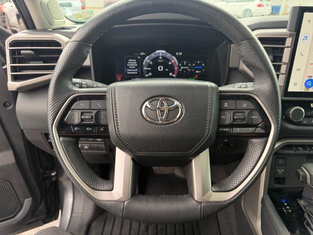 Used 2024 Toyota Sequoia Limited AWD/4WD image 32
