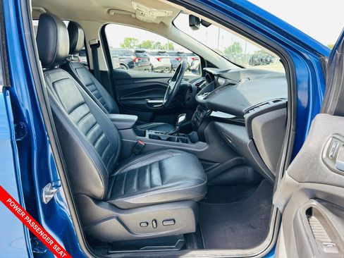 Used 2019 Ford Escape Titanium FWD image 29