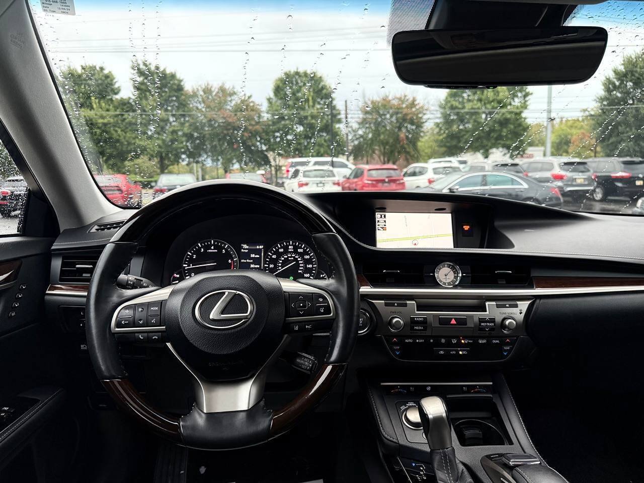Used 2017 Lexus ES 350 w/ Navigation System Package FWD image 26