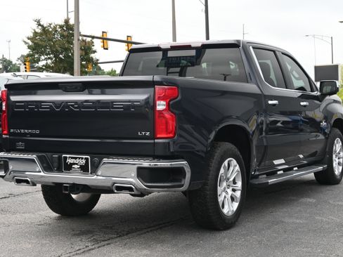 Used 2023 Chevrolet Silverado 1500 LTZ AWD/4WD image 12