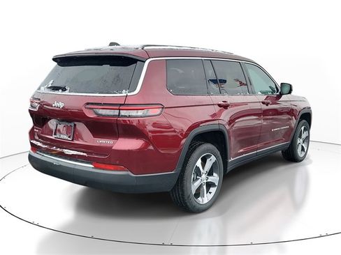 New 2025 Jeep Grand Cherokee L Limited w/ Trailer Tow Package image 4
