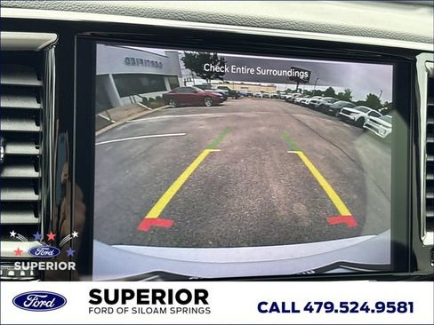 Used 2024 Chrysler Pacifica Touring-L FWD image 37