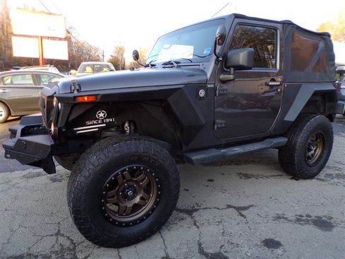 Used 2014 Jeep Wrangler Sport w/ Quick Order Package 24S AWD/4WD image 29