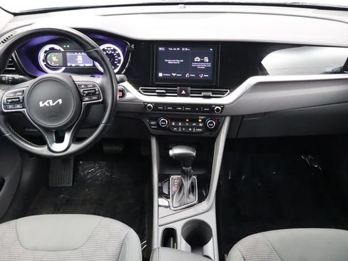 Used 2022 Kia Niro LXS FWD image 31