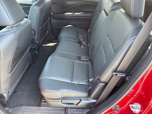 Used 2023 Honda Passport EX-L image 11