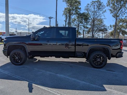 Used 2025 Chevrolet Silverado 2500 LT w/ Trail Boss Package image 6