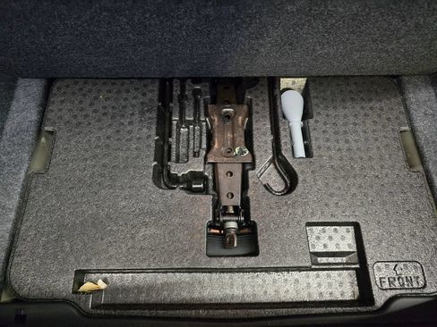 Used 2019 Honda Accord Touring image 36