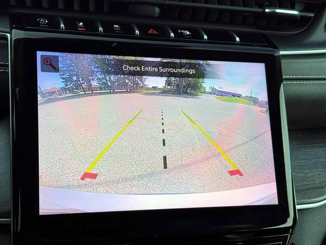 Used 2023 Jeep Grand Cherokee L Limited AWD/4WD image 30