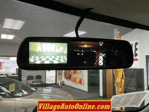 Used 2020 Chevrolet Express 2500 w/ Communications Package RWD image 14