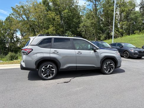 New 2026 Subaru Forester Premium AWD/4WD image 8