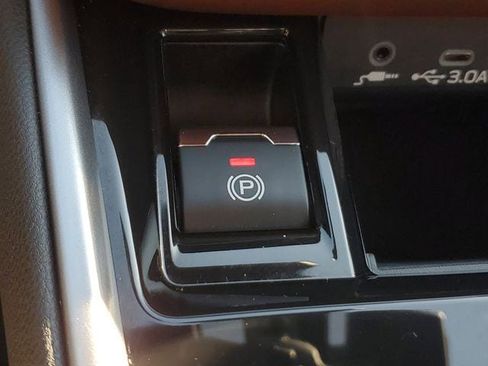 Certified 2025 Subaru Outback Touring w/ Popular Package #2 image 33