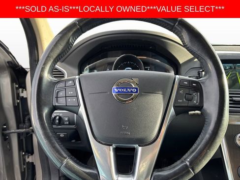 Used 2016 Volvo XC60 T5 Platinum w/ Climate Package image 16
