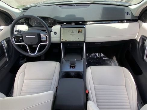 New 2025 Land Rover Discovery Sport S image 15