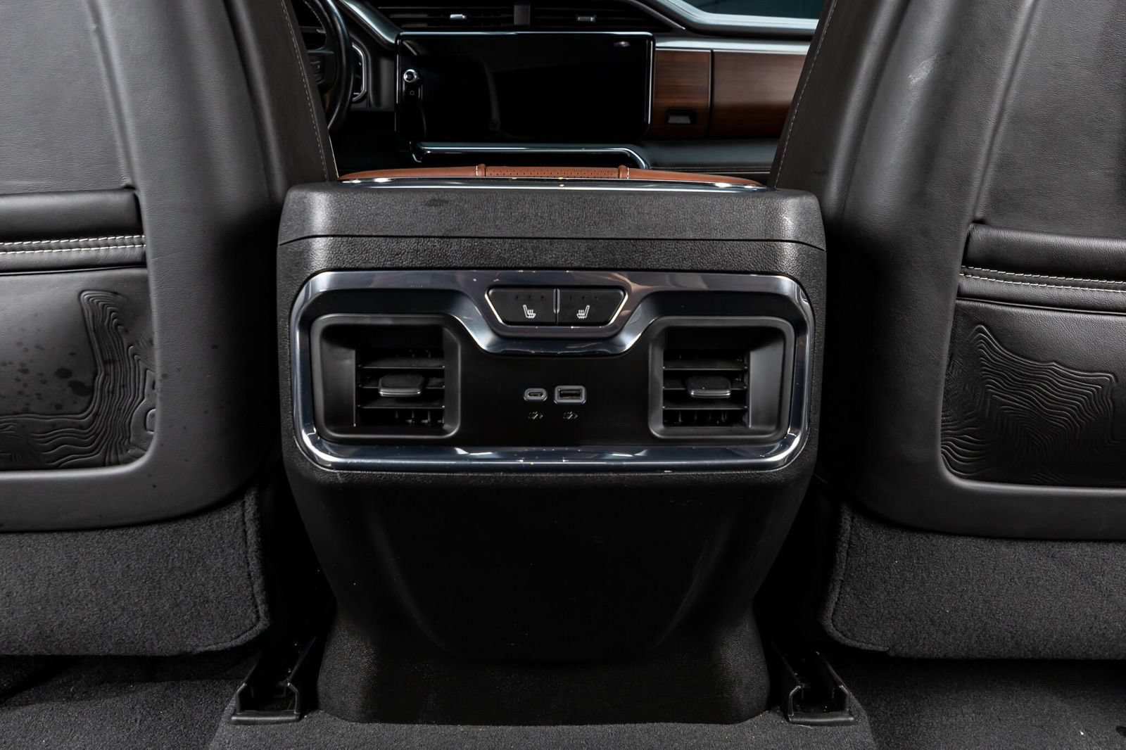 Used 2024 GMC Sierra 1500 Denali Ultimate AWD/4WD image 34