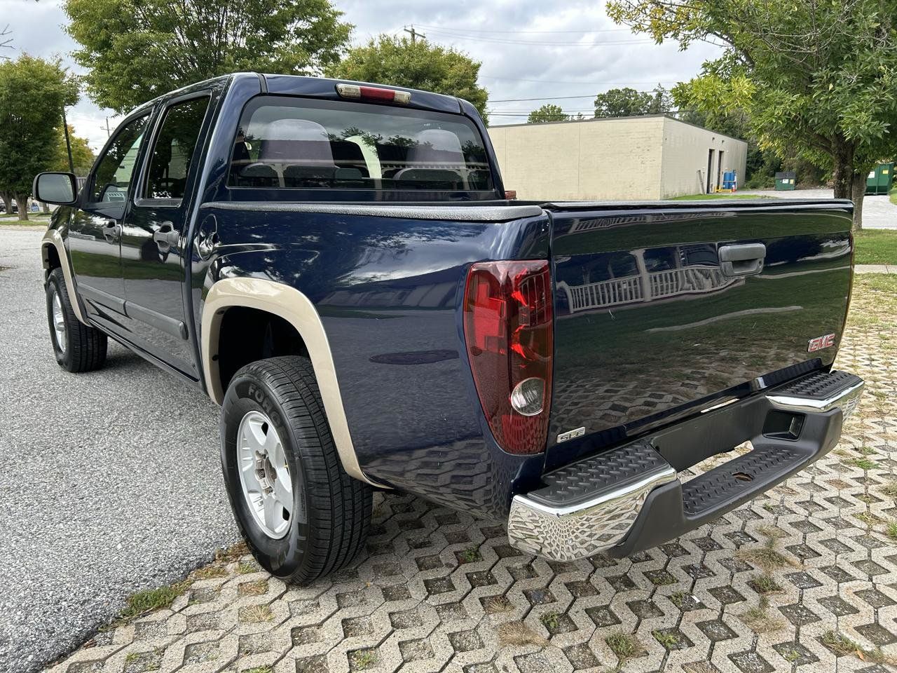 Used 2007 GMC Canyon SLE AWD/4WD image 7