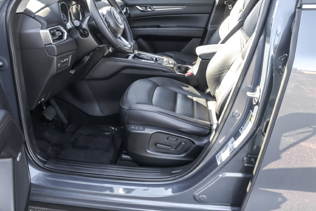 Used 2024 MAZDA CX-5 Carbon Edition AWD/4WD image 18
