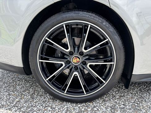 Used 2023 Porsche Panamera Platinum Edition RWD image 31