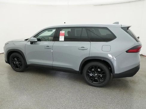 New 2026 Toyota Grand Highlander AWD Hybrid image 22