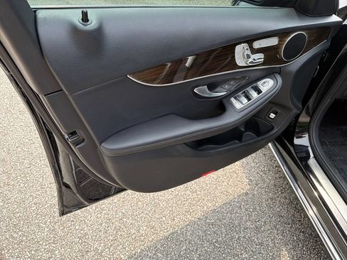 Used 2021 Mercedes-Benz C 300 Sedan image 10