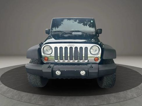 Used 2012 Jeep Wrangler Rubicon w/ PWR Convenience Group AWD/4WD image 3