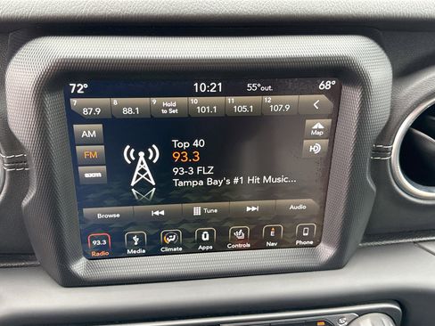 Used 2019 Jeep Wrangler Unlimited Sahara w/ Dual Top Group image 27