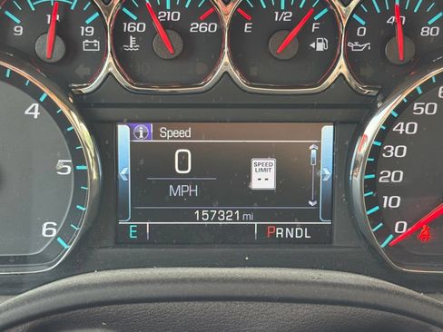 Used 2020 GMC Yukon SLT w/ Open Road Package AWD/4WD image 25