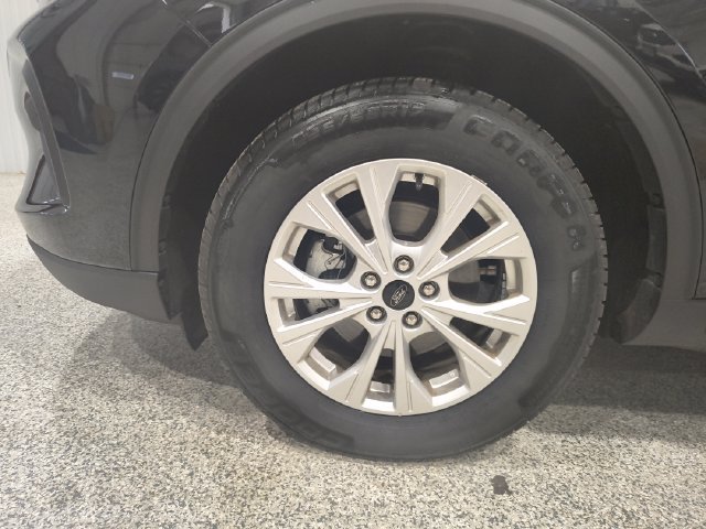 Used 2023 Ford Escape Active w/ Tech Pack #2 AWD/4WD image 10