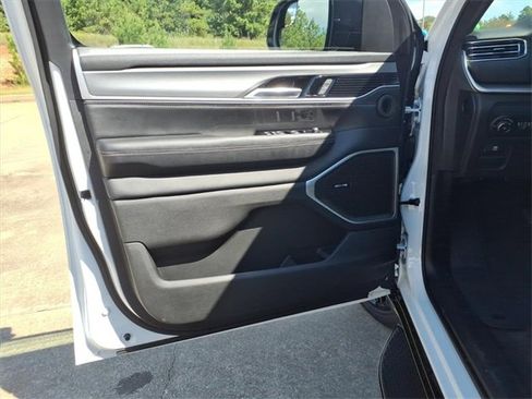 New 2025 Jeep Wagoneer Series II image 23