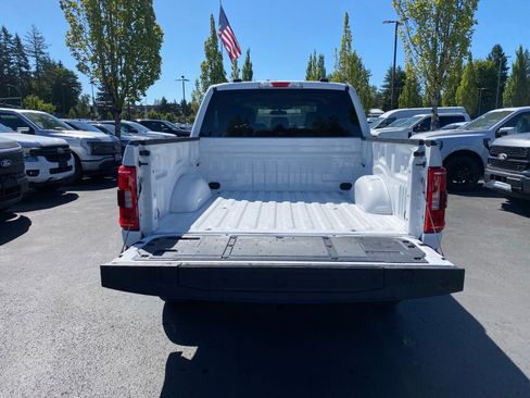 Used 2023 Ford F150 XLT w/ Trailer Tow Package image 7