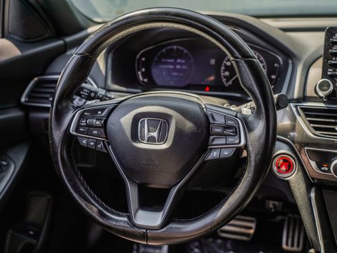 Used 2020 Honda Accord Sport image 14
